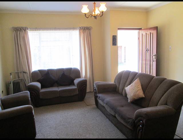2 BEDROOM SIMPLEX SOLD IN HOWICK CENTRAL